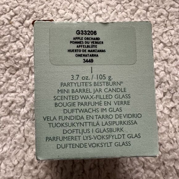 New Party Light 3.7 oz Mini Barrel Candle Apple Orchard Scented Retired Fall - Picture 2 of 8
